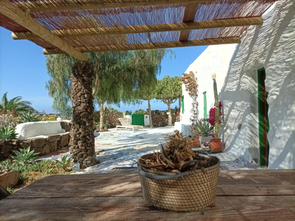 Casa Samarin Guest House Las Brenas Exterior photo